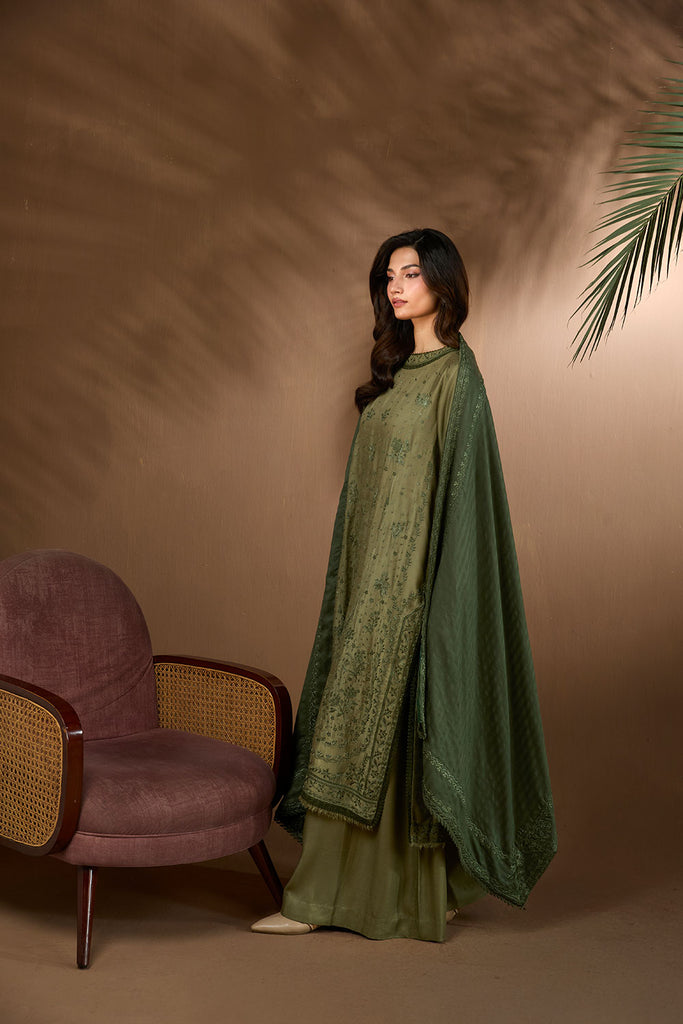 Sobia Nazir | Winter Shawl 25 | Design 2A - House Of Hania