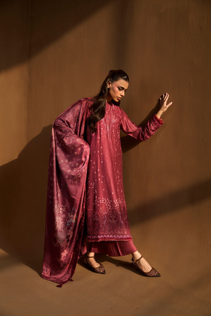 Sobia Nazir | Winter Shawl 25 | Design 3B - House Of Hania