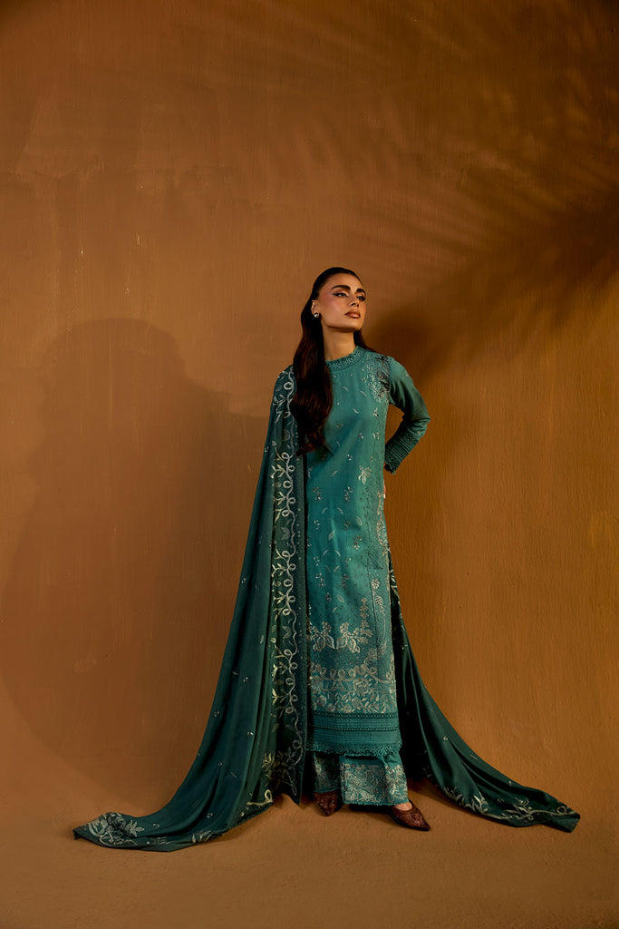 Sobia Nazir | Winter Shawl 25 | Design 5A - House Of Hania
