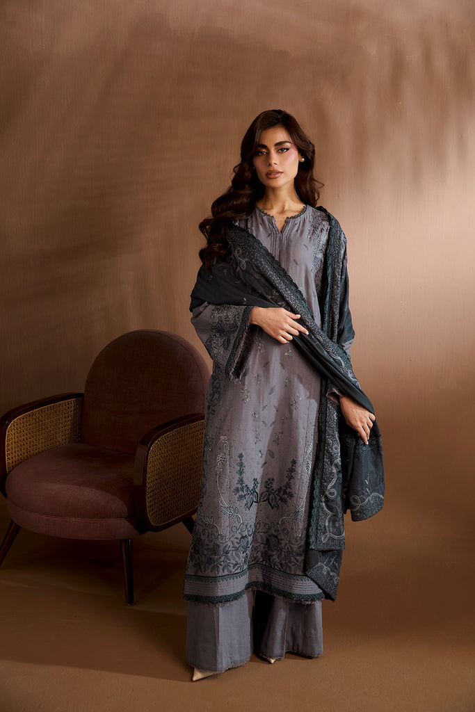 Sobia Nazir | Winter Shawl 25 | Design 5B - House Of Hania