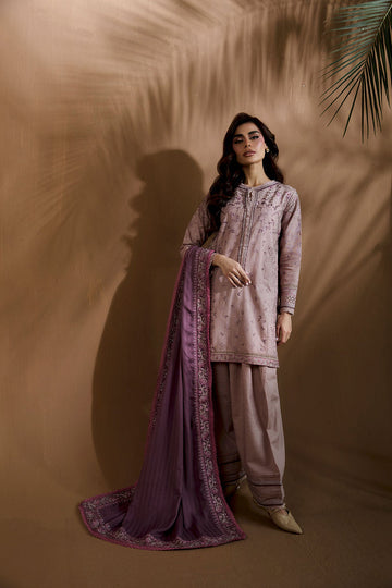 Sobia Nazir | Winter Shawl 25 | Design 6B - House Of Hania