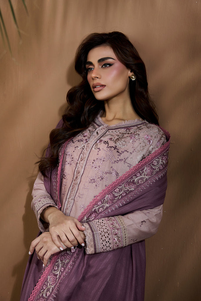 Sobia Nazir | Winter Shawl 25 | Design 6B - House Of Hania