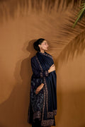 Sobia Nazir | Winter Shawl 25 | Design 7B - House Of Hania
