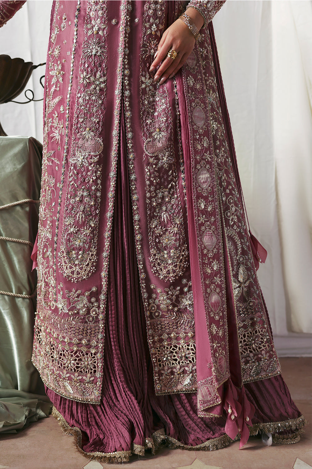 Soraya | Lumene Festive 26 | Isolde - House Of Hania