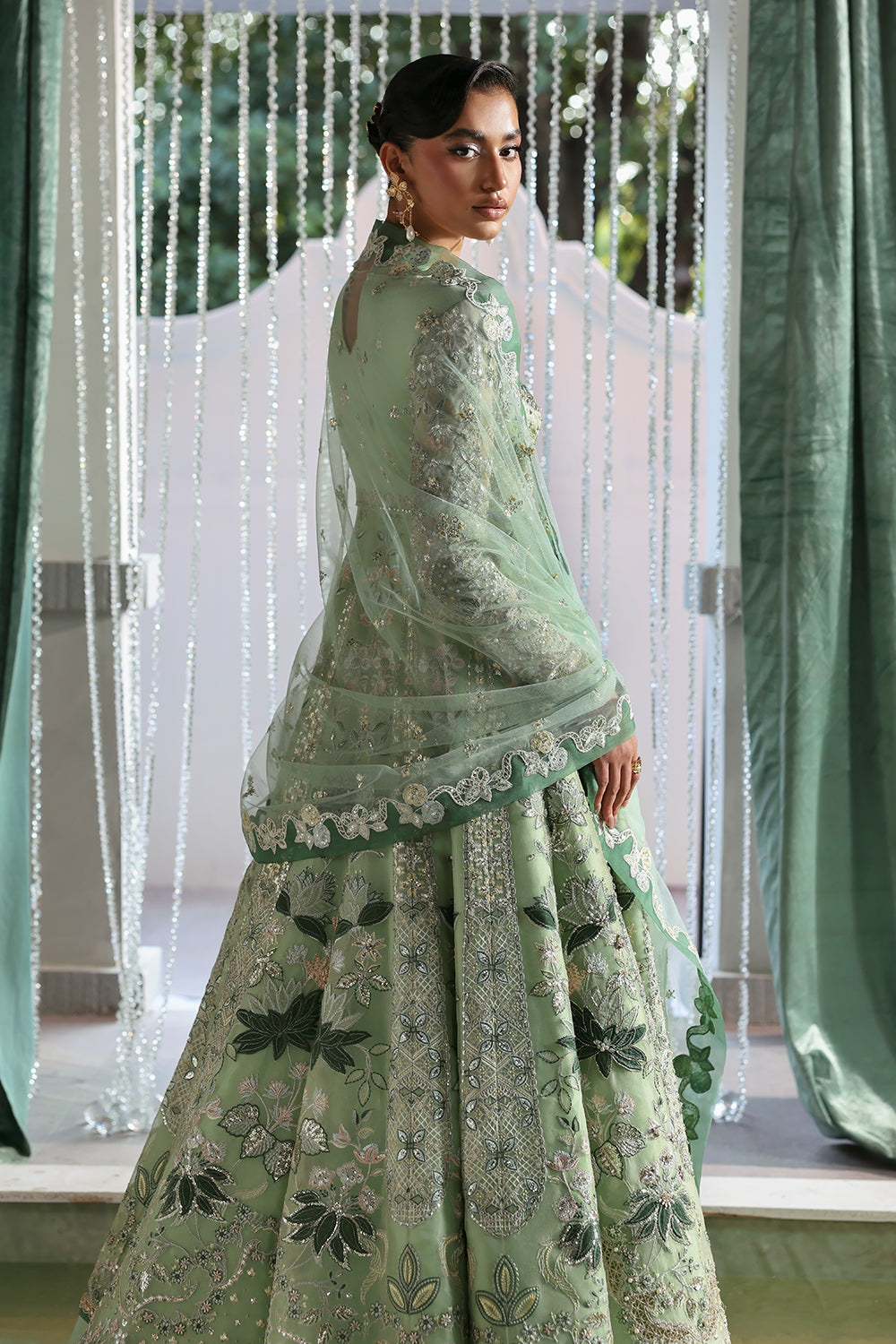 Soraya | Lumene Festive 26 | Lirien - House Of Hania
