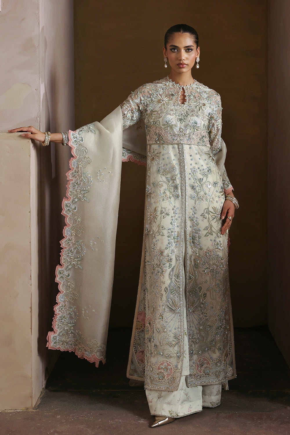 Soraya | Lumene Festive 26 | Novara - House Of Hania