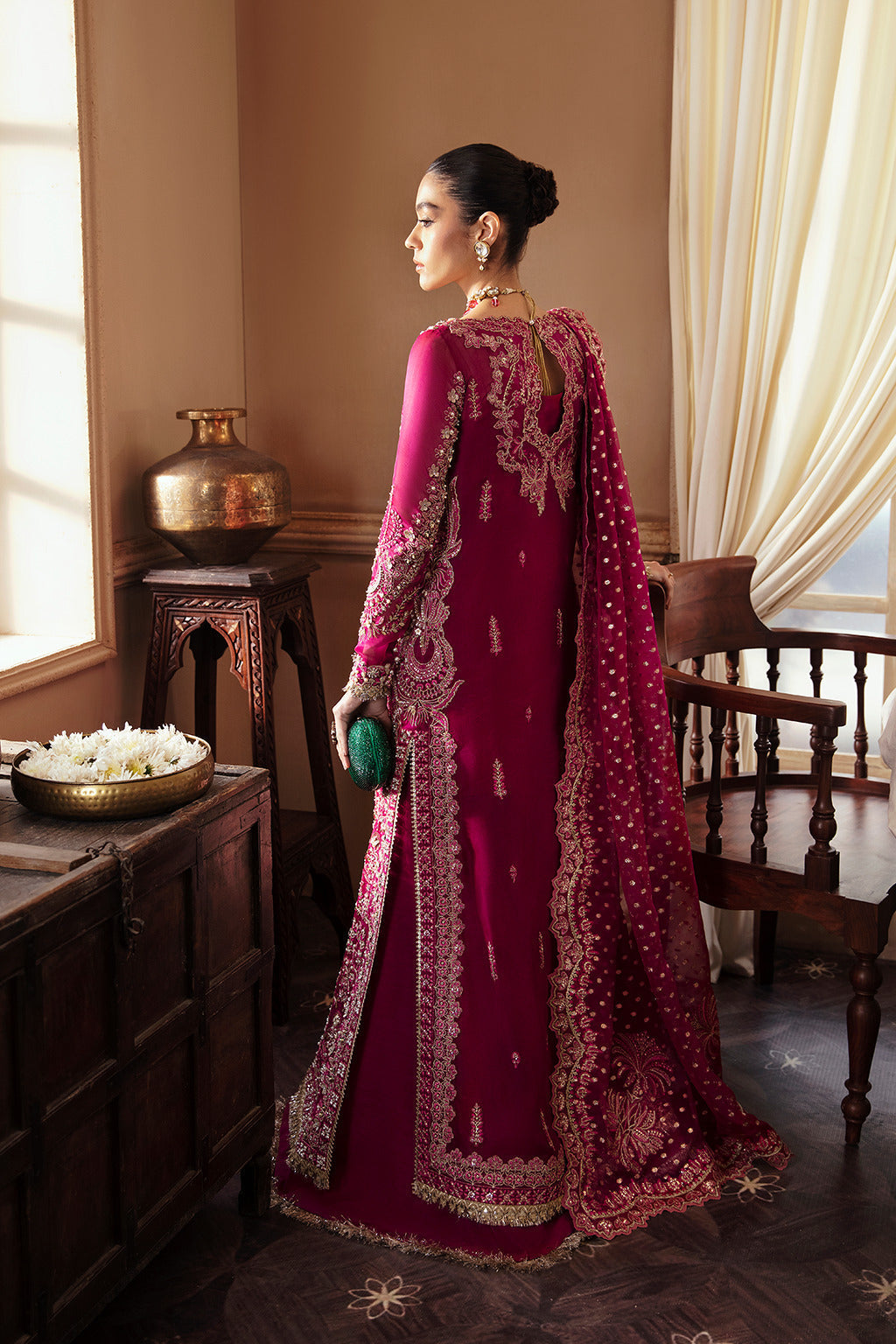 Soraya | Lumene Festive | RAIZEL - House Of Hania