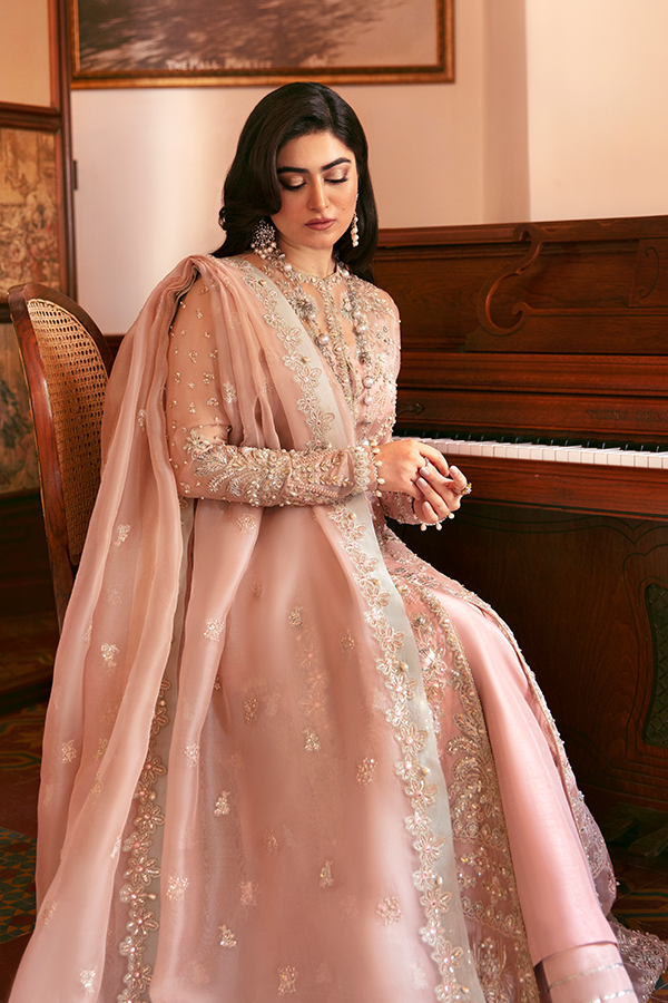 Soraya | Lumene Festive | ROSALIE - House Of Hania