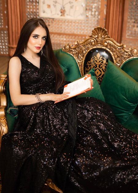 Spark wear - Monochrome saree - House Of Hania