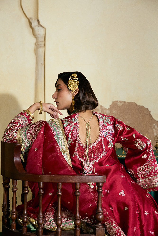 Suffuse | Freeshia Wedding Formals | AFSANAE - House Of Hania