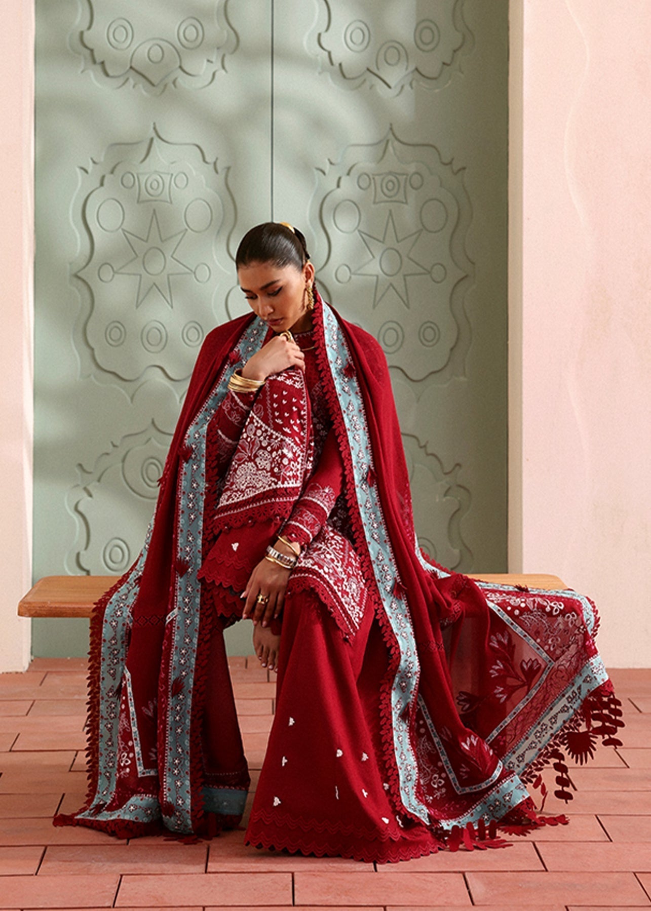 Suffuse | Luxury Lawn 25 | INEESA - House Of Hania