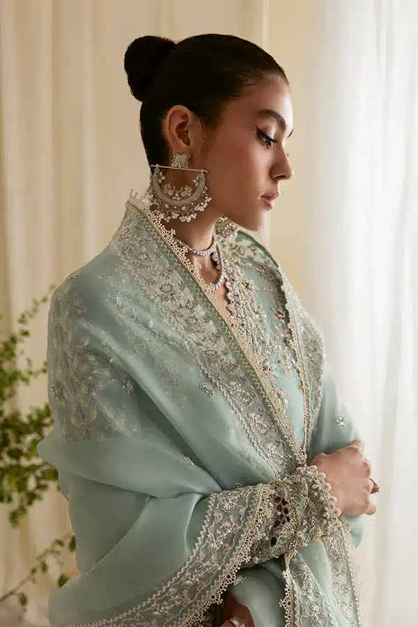 Suffuse by Sana Yasir | Freeshia Formals 23 | Ilana - House Of Hania