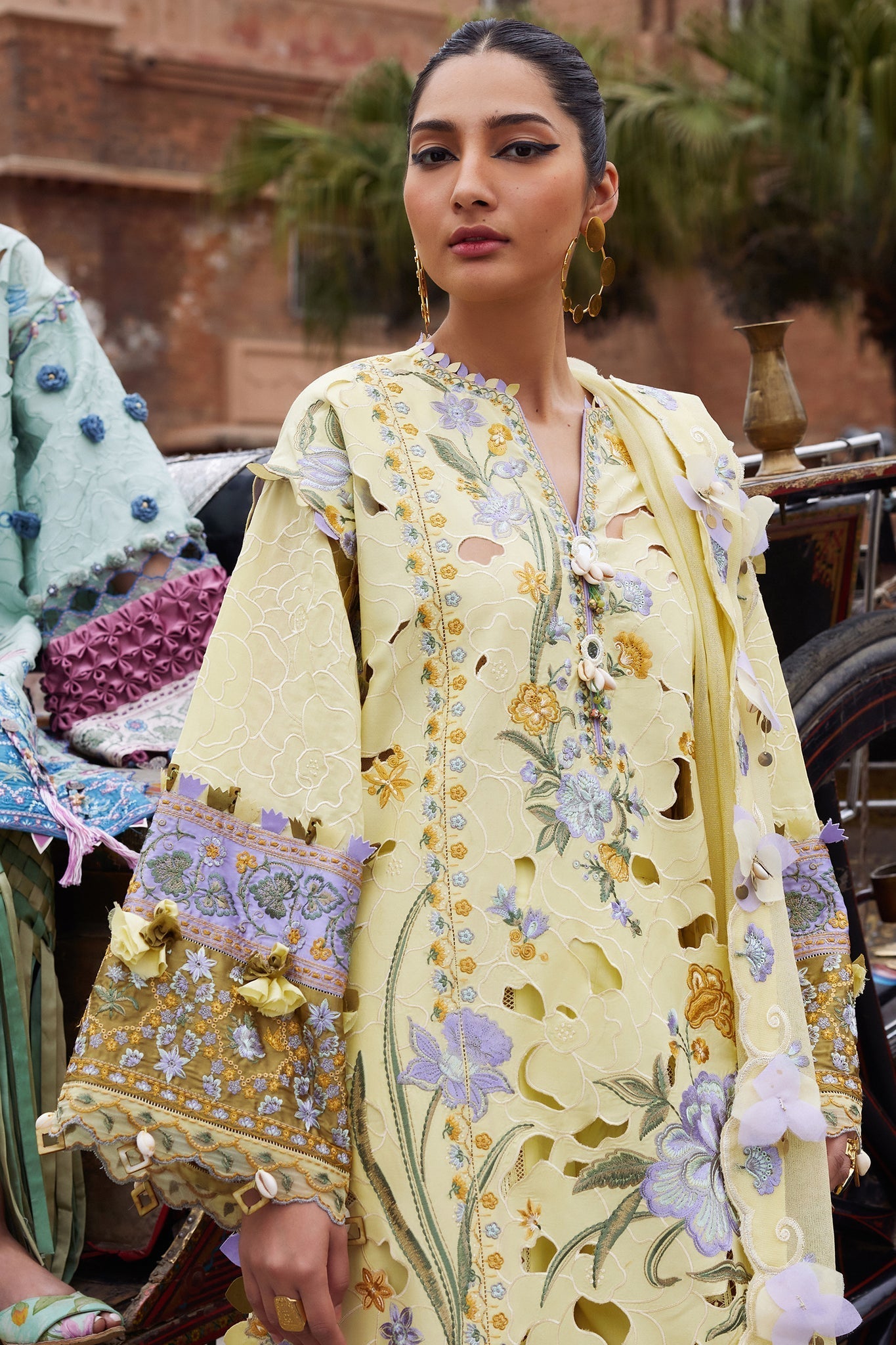 Elan | Luxury Lawn 25 | AMARA (EL25-09 A)