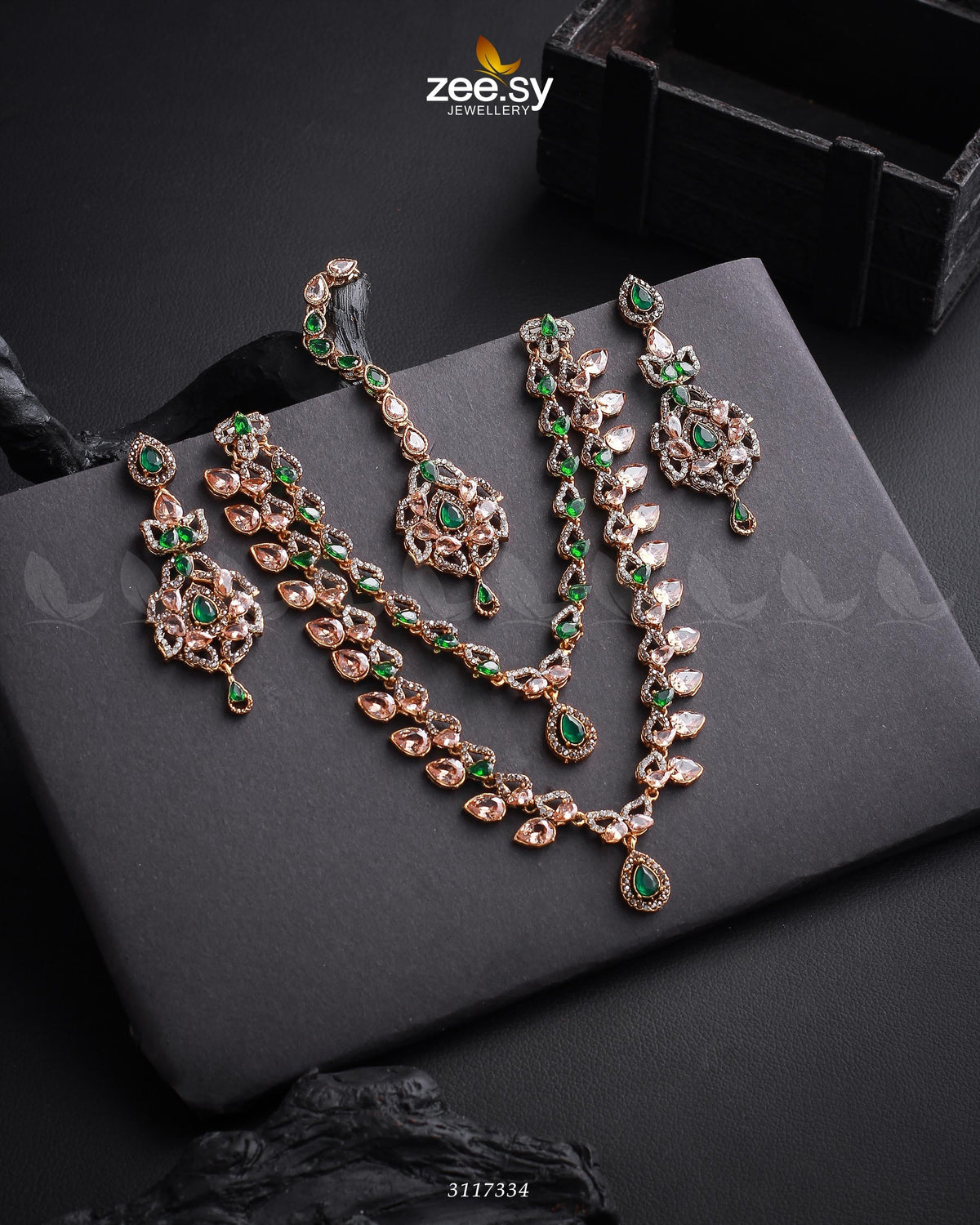 Urwa Hocane Necklace Set - House Of Hania
