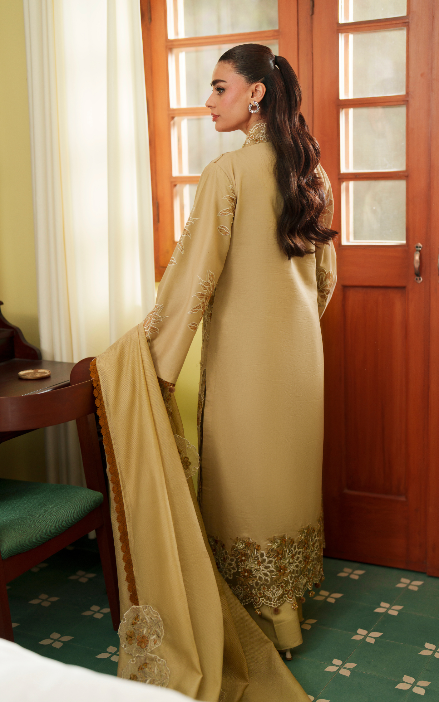 Asifa and Nabeel | Versa Luxury Lawn 26 | Urban Serenity VUL26-09 - House Of Hania