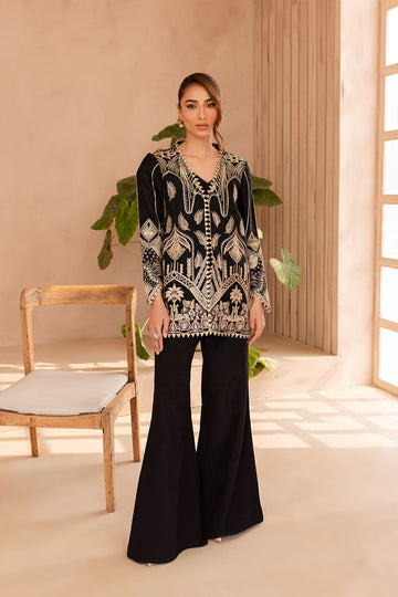 Vanya | Veranda Fromals |  VR-01 - House Of Hania