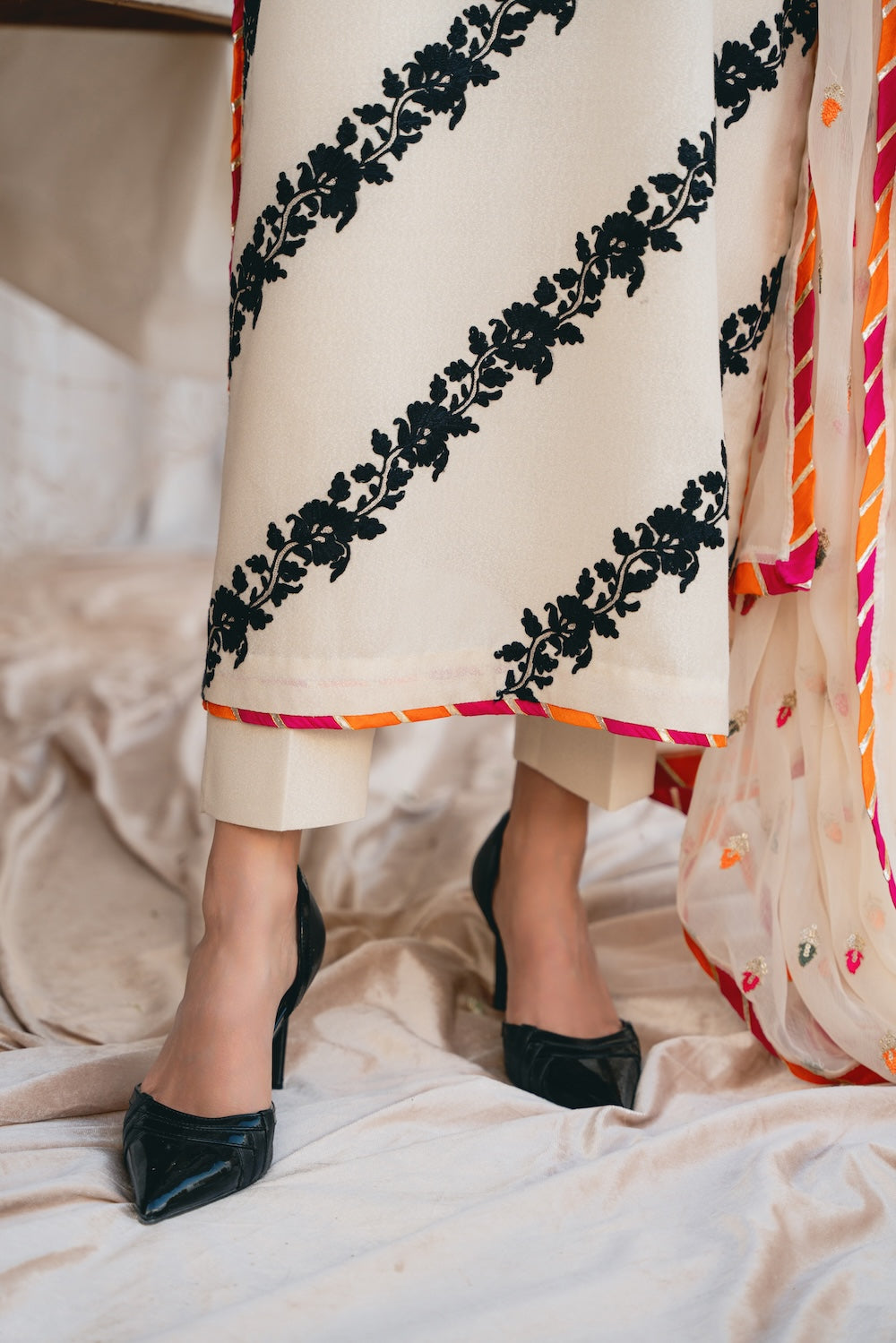Vintage | Eid Edit 24 | Izna - House Of Hania