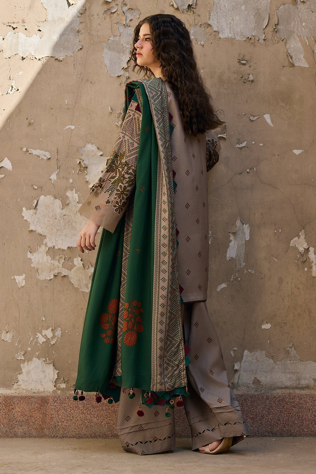 Charizma | C Prints Winter 25 | CPW5-19 - House Of Hania