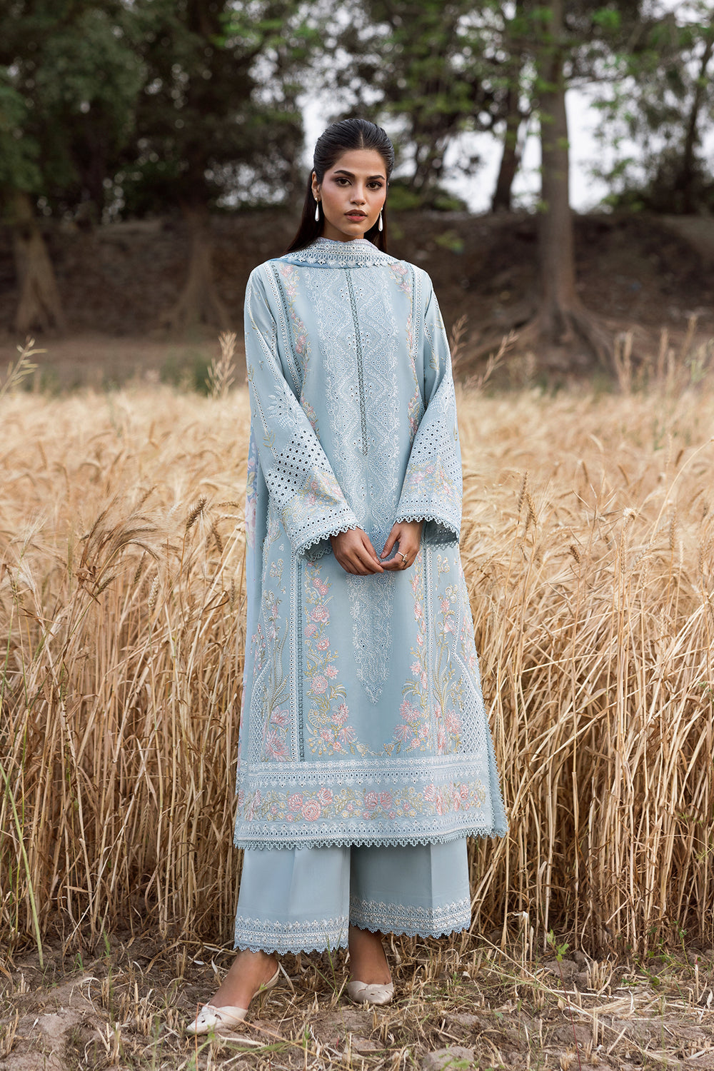 Model wearing Afrozeh Sukoon shirt & trouser set