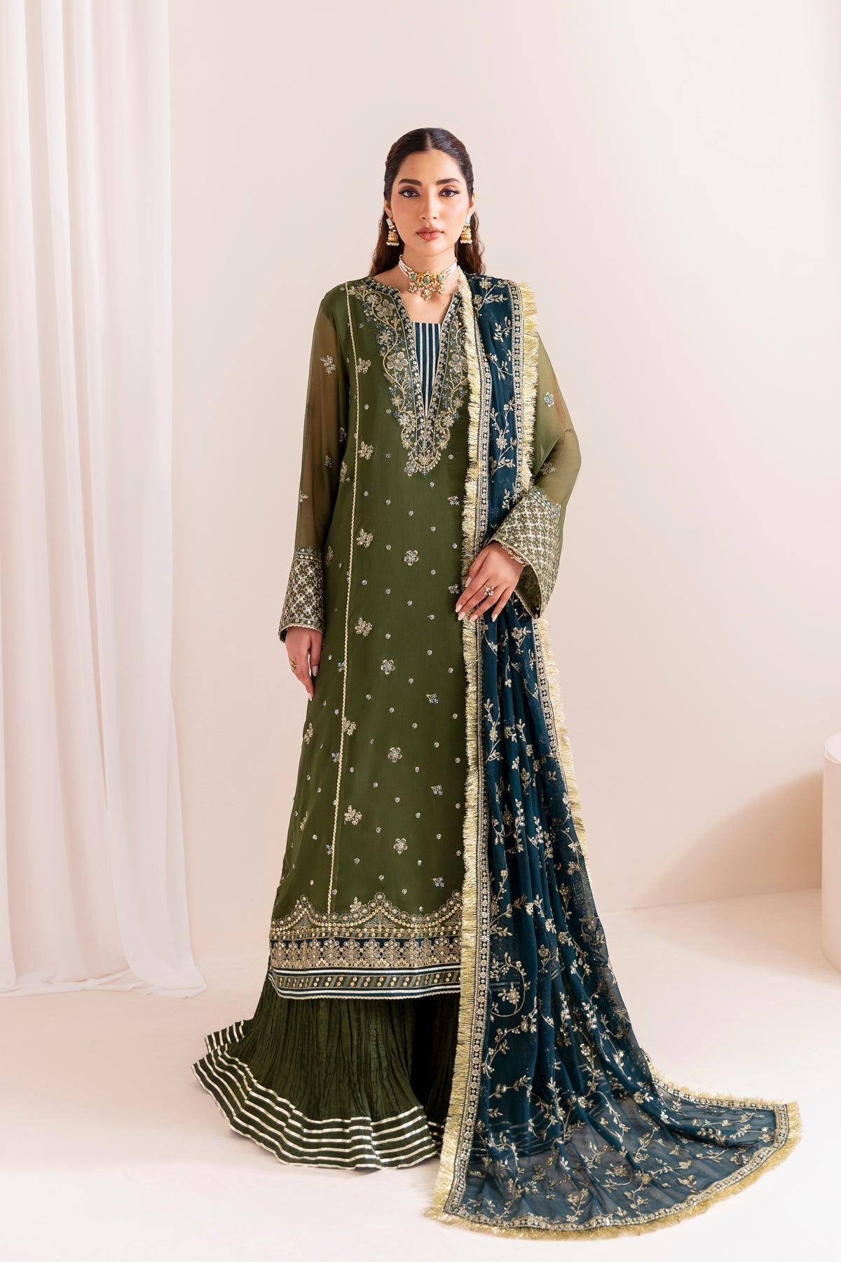 Xenia Formals | Luxury Formals 25 | MAHVASH - House Of Hania