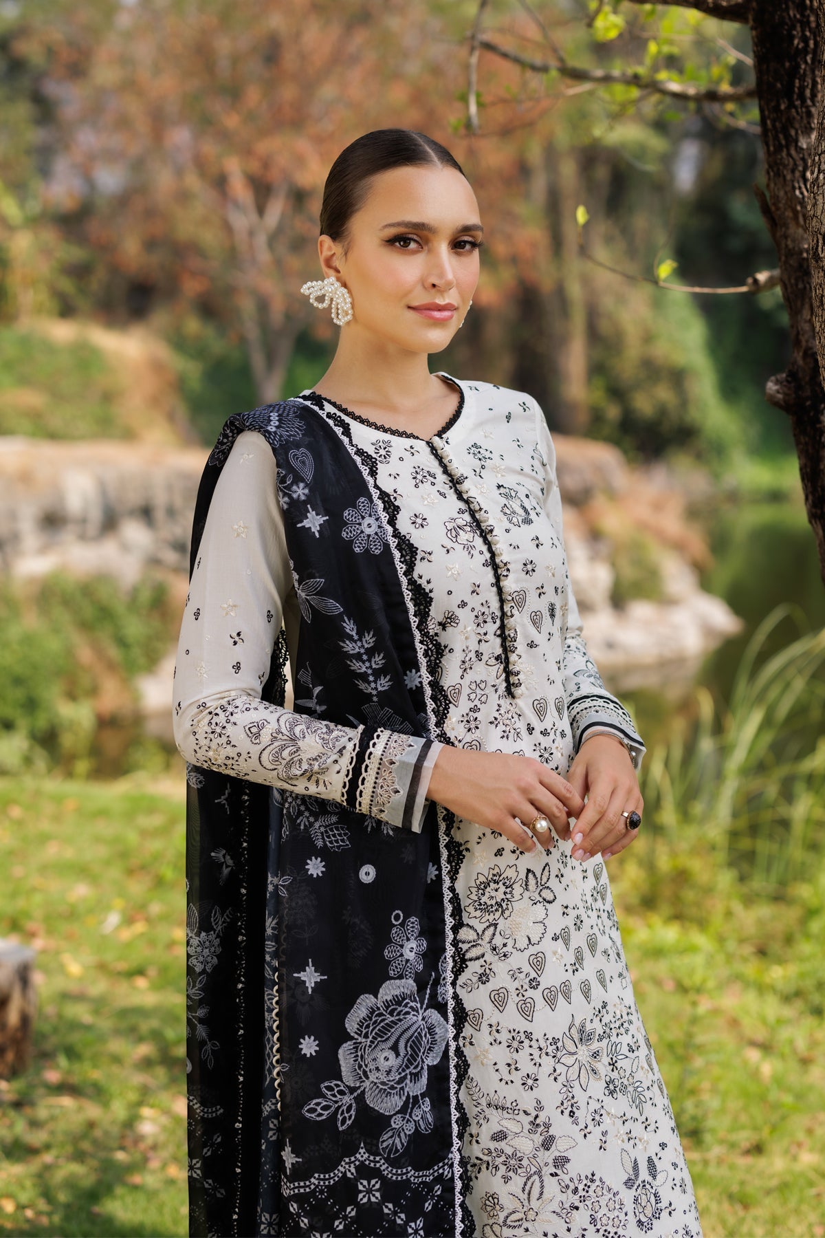 Xenia Formals | Luxury Lawn 25 | FIORELLA - House Of Hania