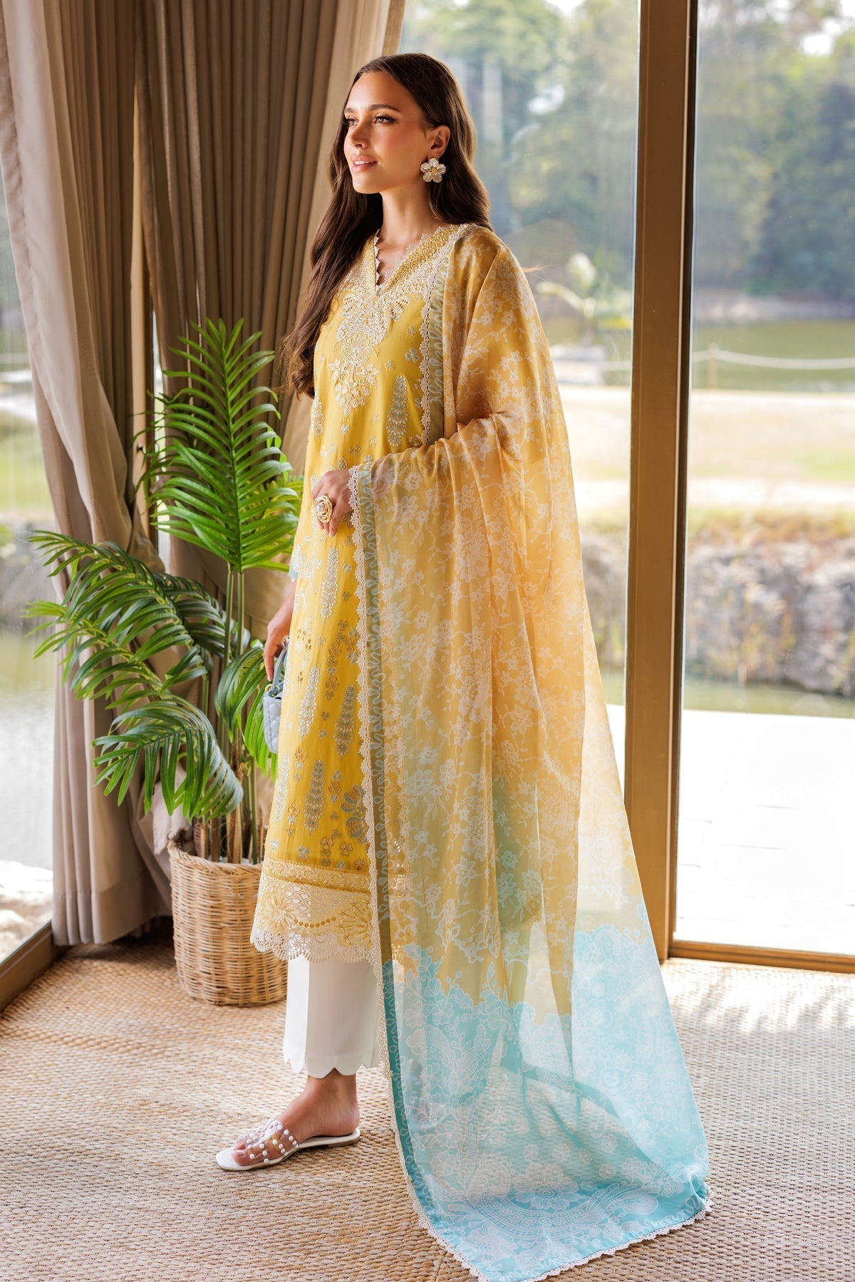 Xenia Formals | Luxury Lawn 25 | SINSEAD - House Of Hania