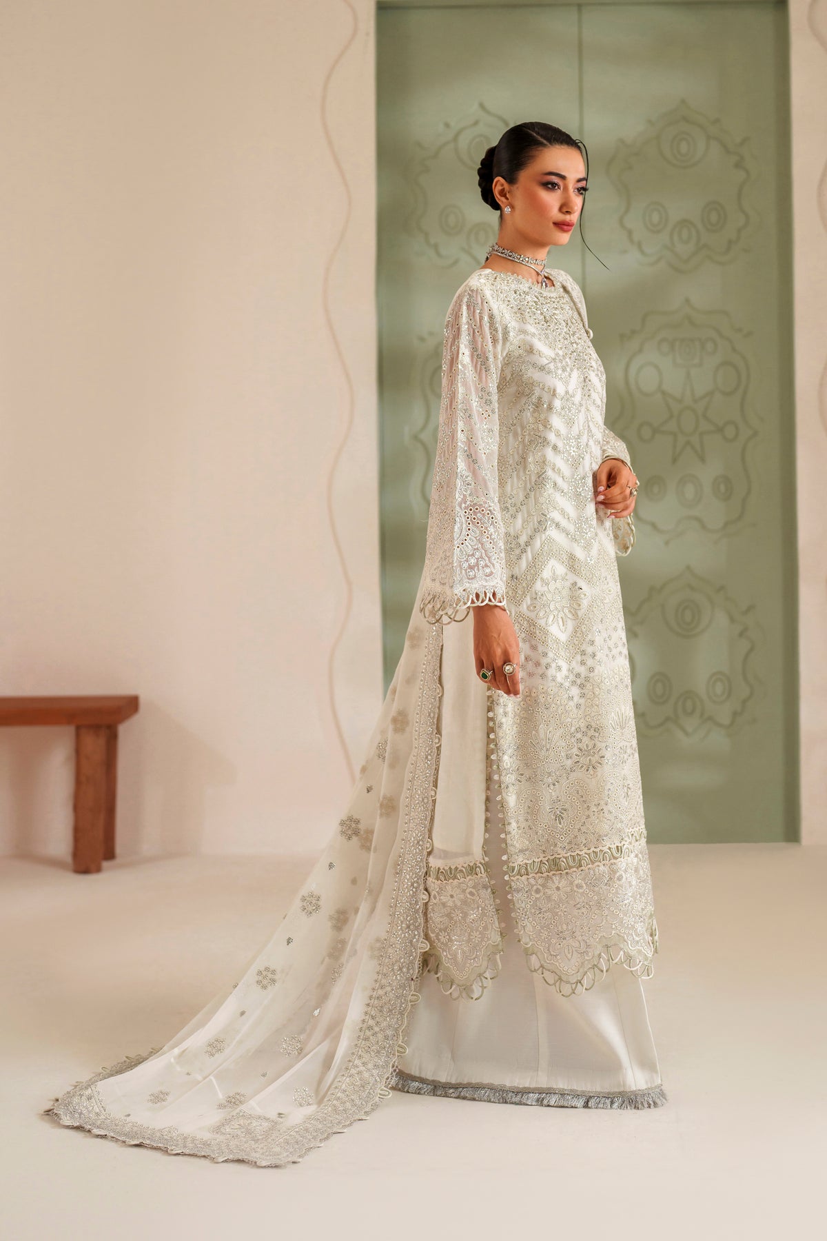Xenia Formals | Neorah Luxury Formals | VAREHA - House Of Hania