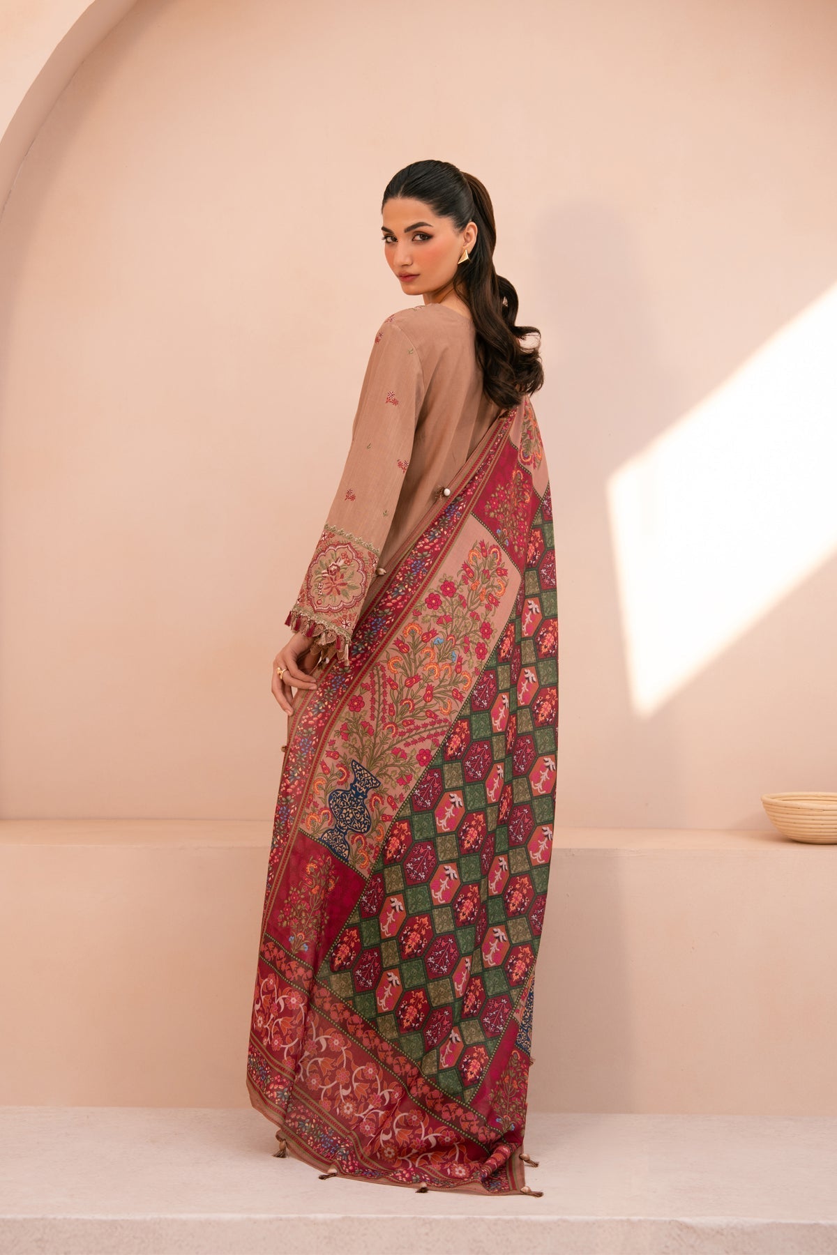 Xenia Formals | Rang e Khizan | DAFIYAH - House Of Hania