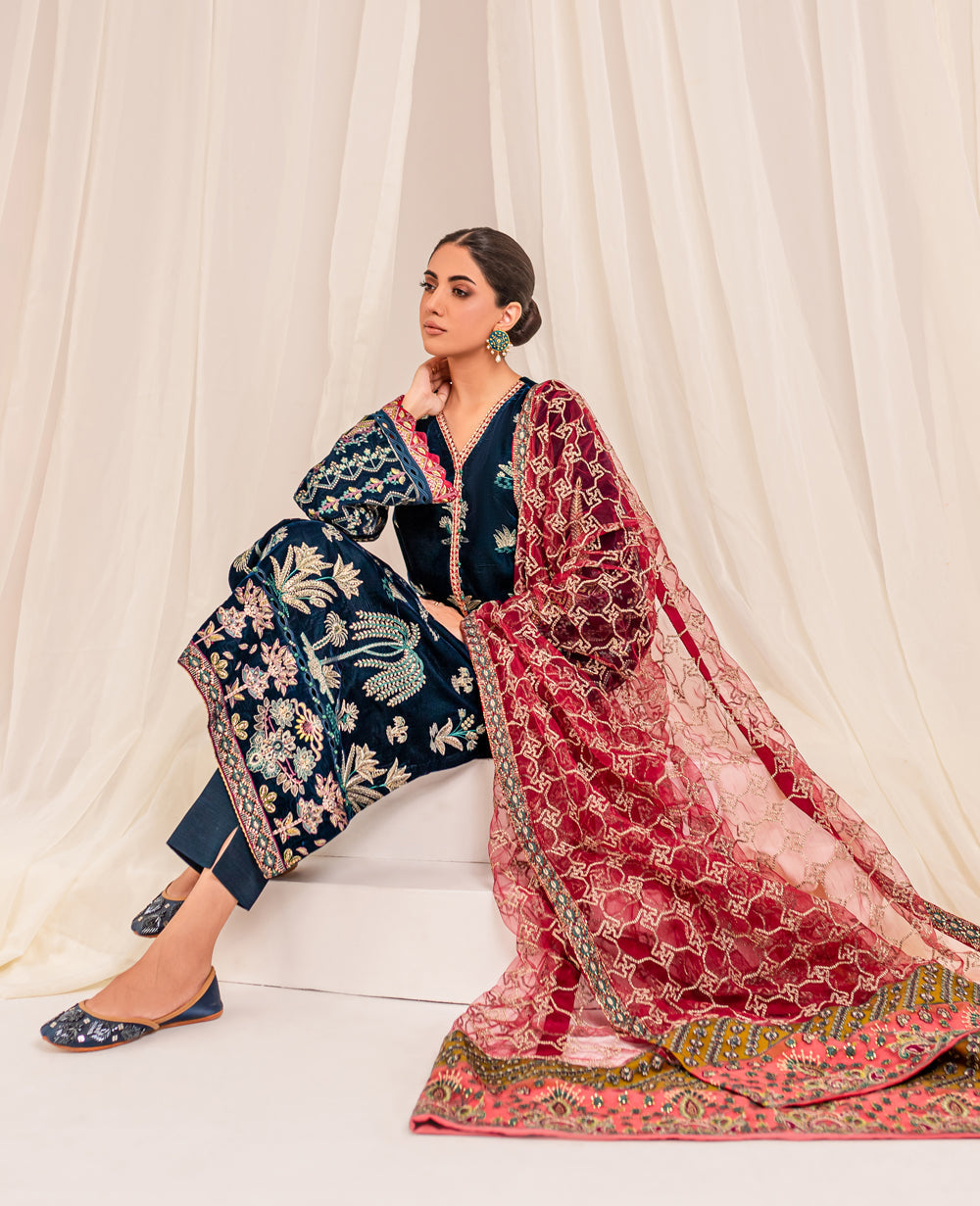 Xenia Formals | Ready To Wear Dresses | HAYAT - House Of Hania