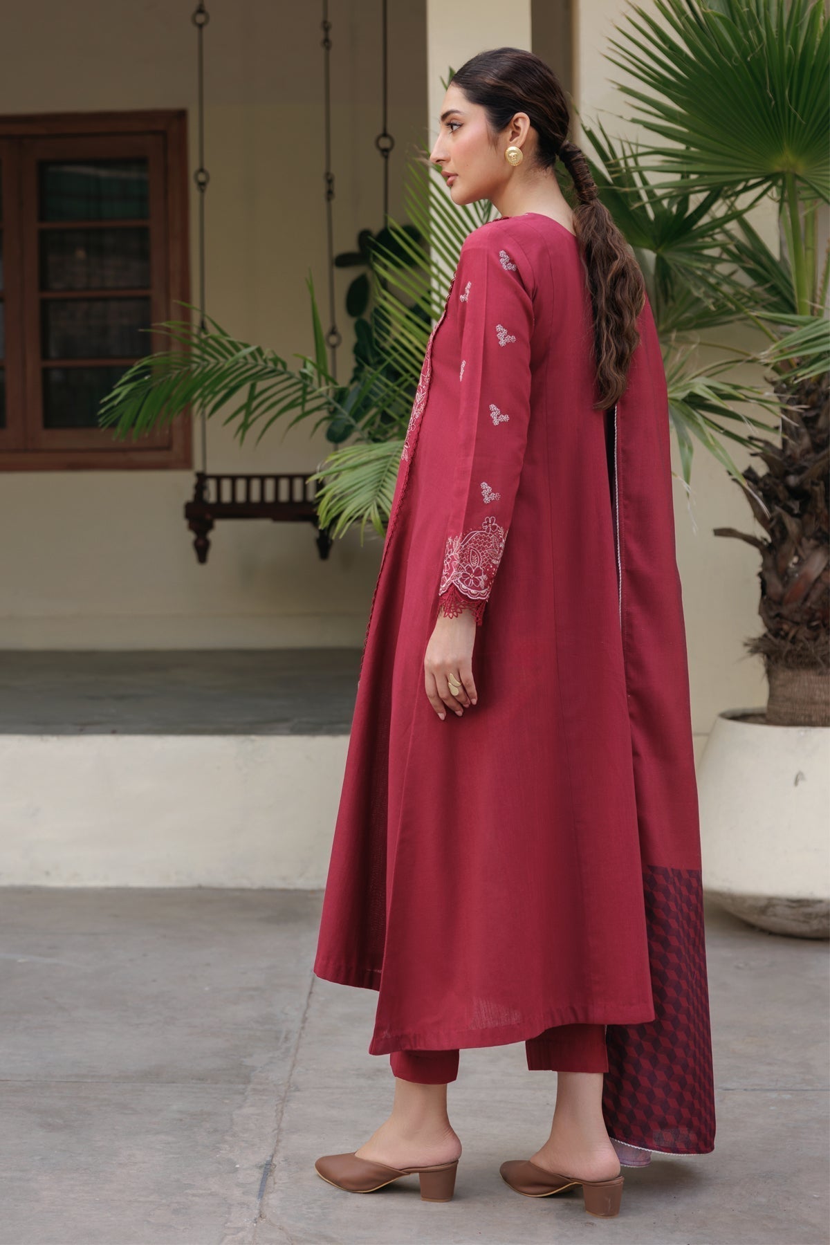 Xenia Formals | Ready to Wear | SAJEEL - House Of Hania