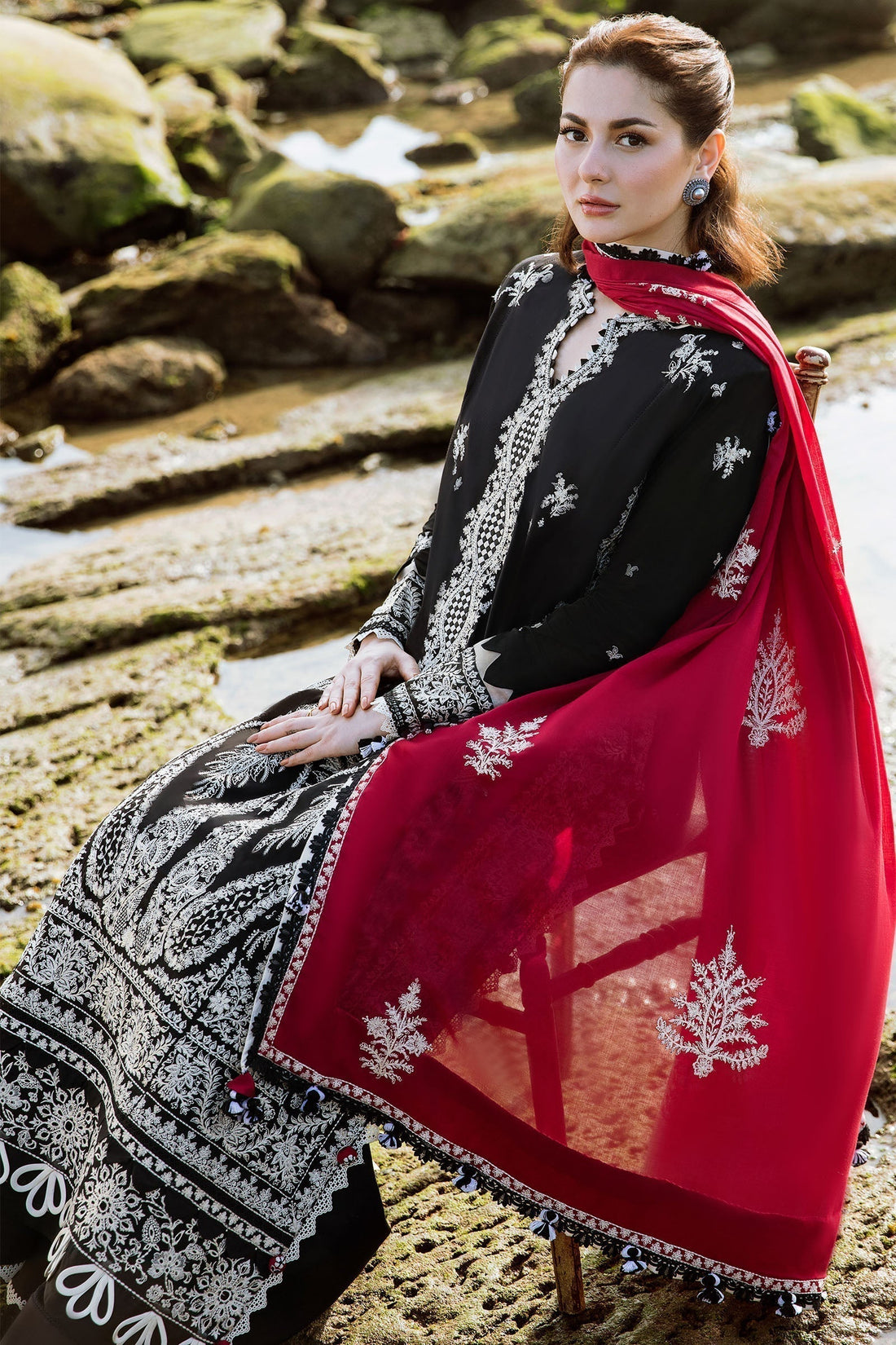ZAHA LUXURY LAWN ISKELE (ZL23-01 A) - House Of Hania
