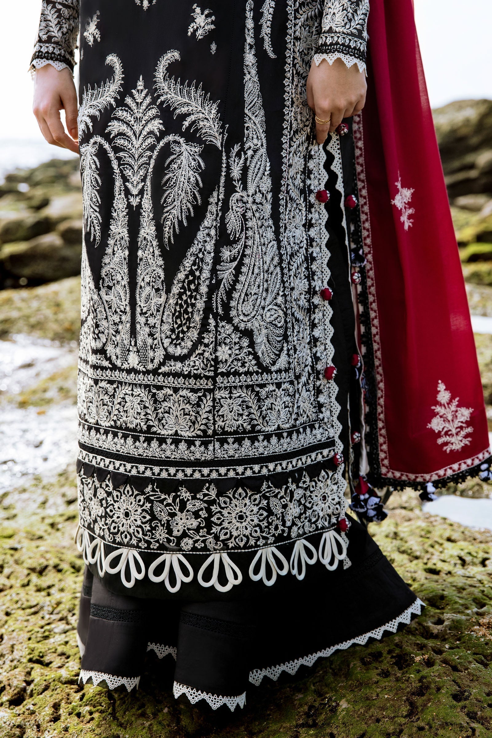 ZAHA LUXURY LAWN ISKELE (ZL23-01 A) - House Of Hania