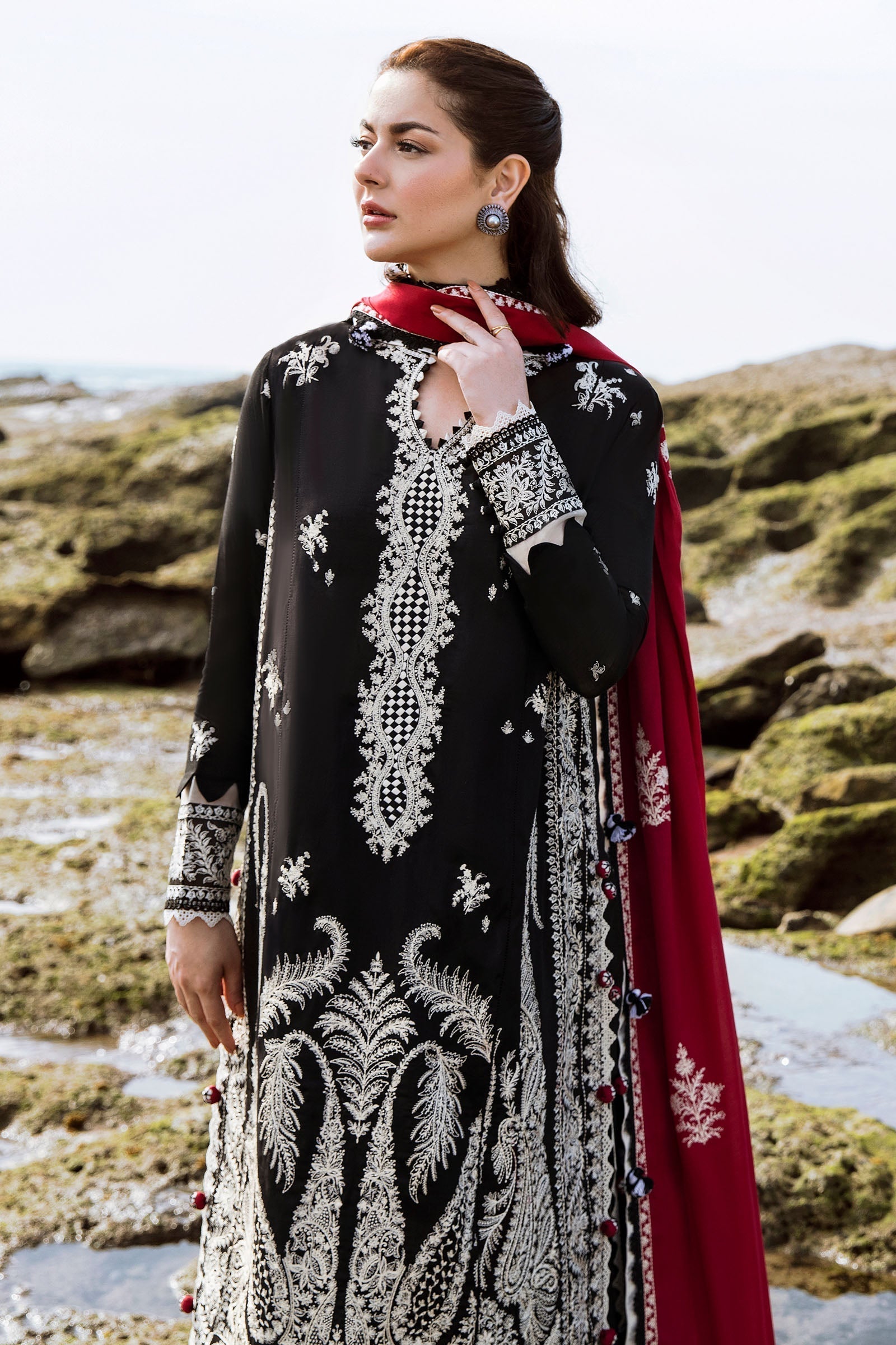 ZAHA LUXURY LAWN ISKELE (ZL23-01 A) - House Of Hania