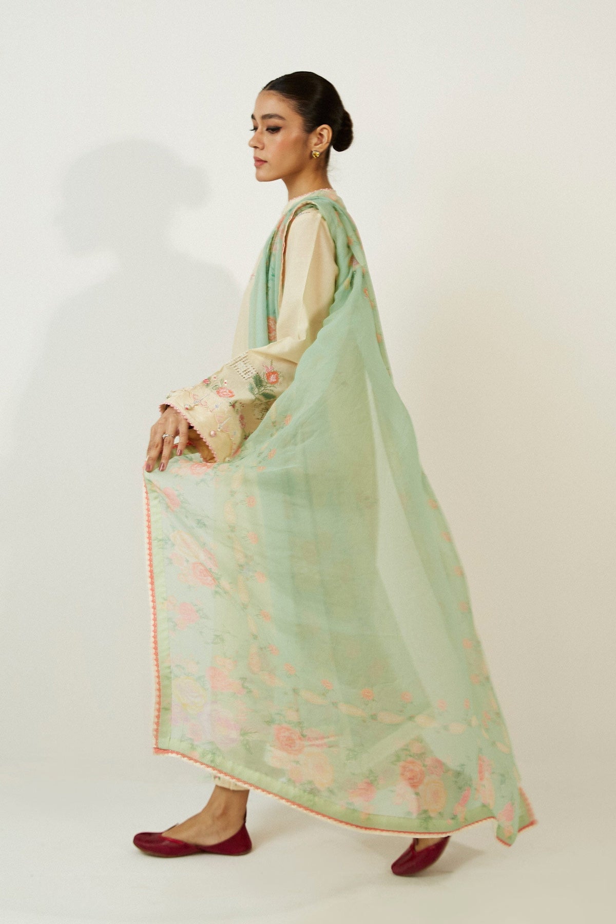 ZARA SHAHJAHAN-ZCE23-2A-COCO LAWN VOLUME ll 2023 - House Of Hania