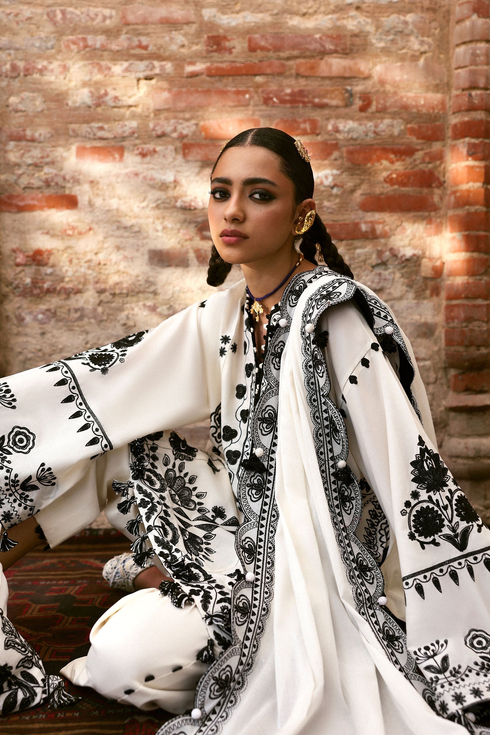 Zaha | Festive Lawn 25 | ZARMINA (ZF-25-08) - House Of Hania