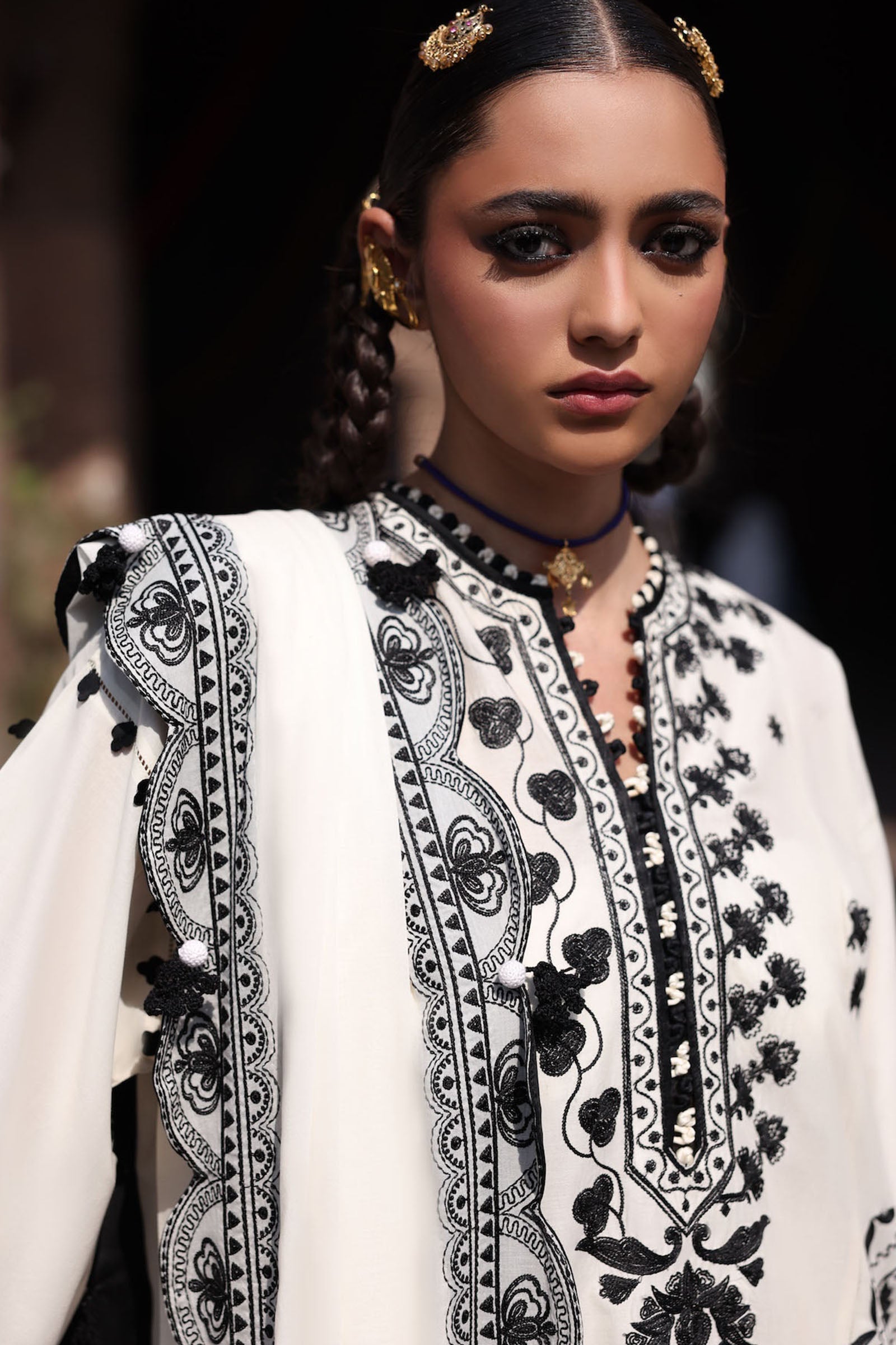 Zaha | Festive Lawn 25 | ZARMINA (ZF-25-08) - House Of Hania