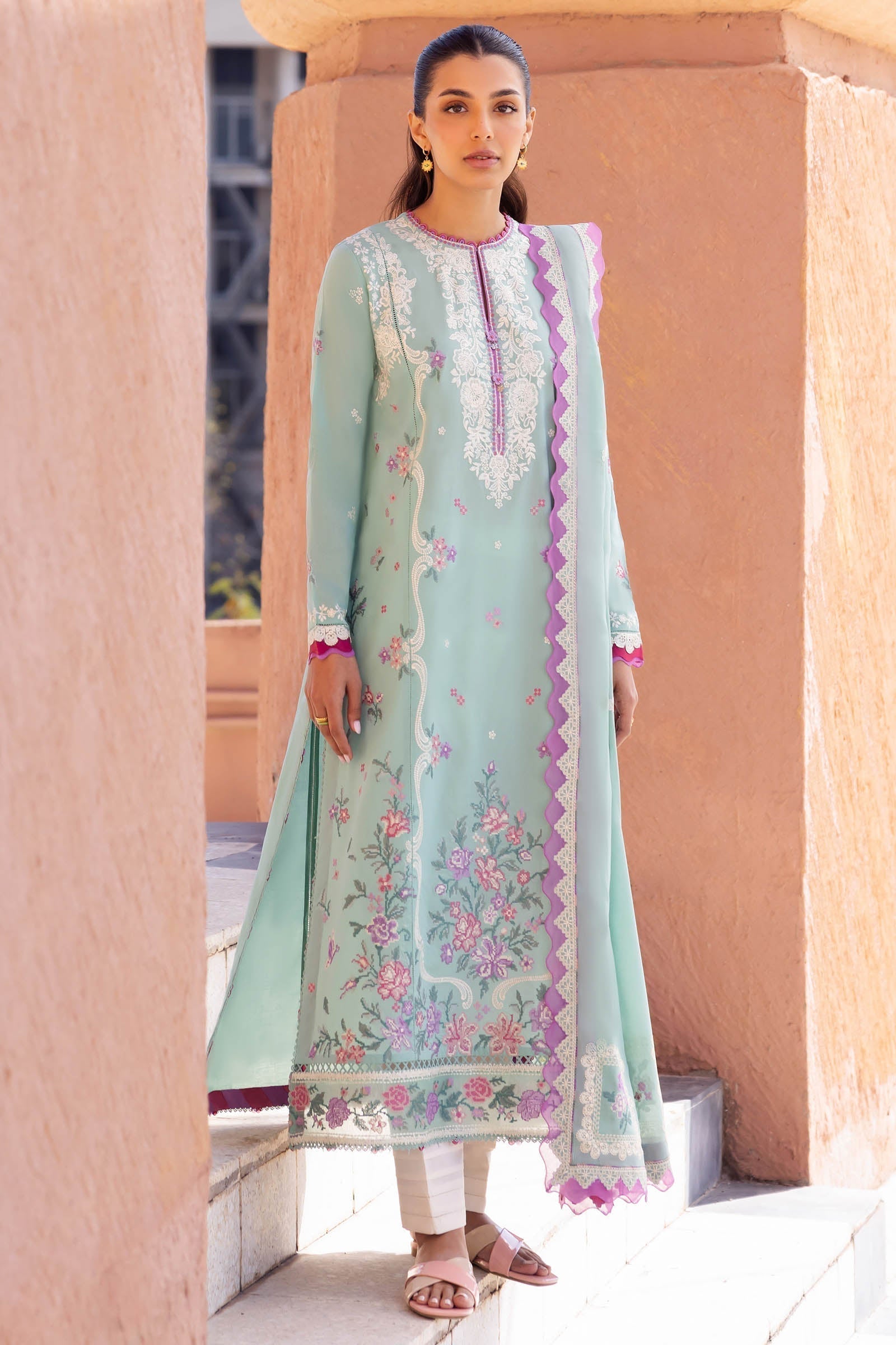 Zaha | Lawn 24 | LARMINA (ZL24-02 A) - House Of Hania