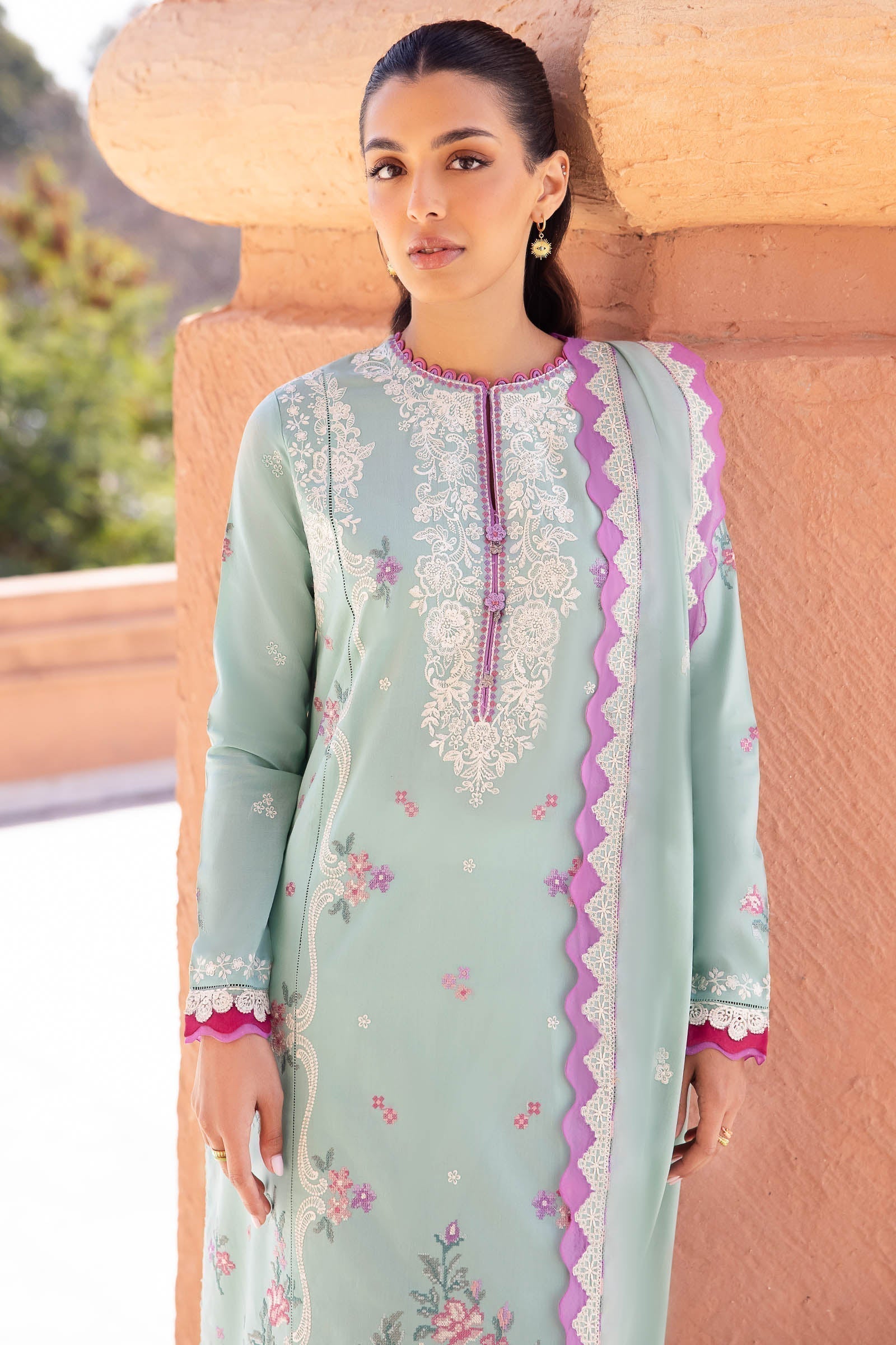 Zaha | Lawn 24 | LARMINA (ZL24-02 A) - House Of Hania