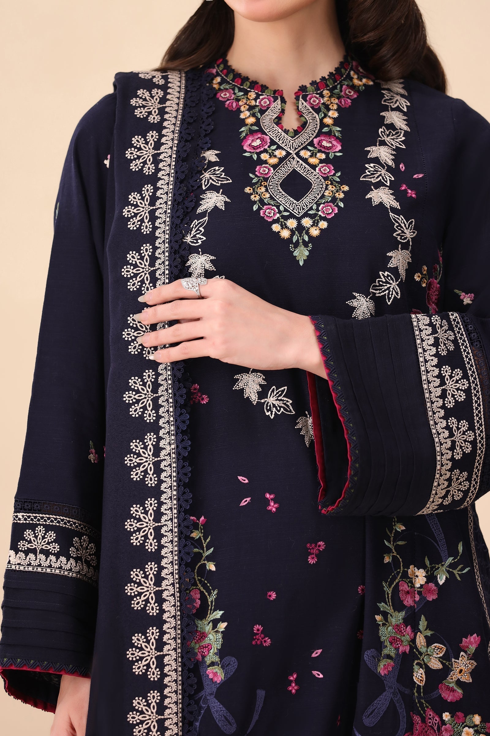 Zaha | Staples | LUNA (ZRW-21326) - House Of Hania