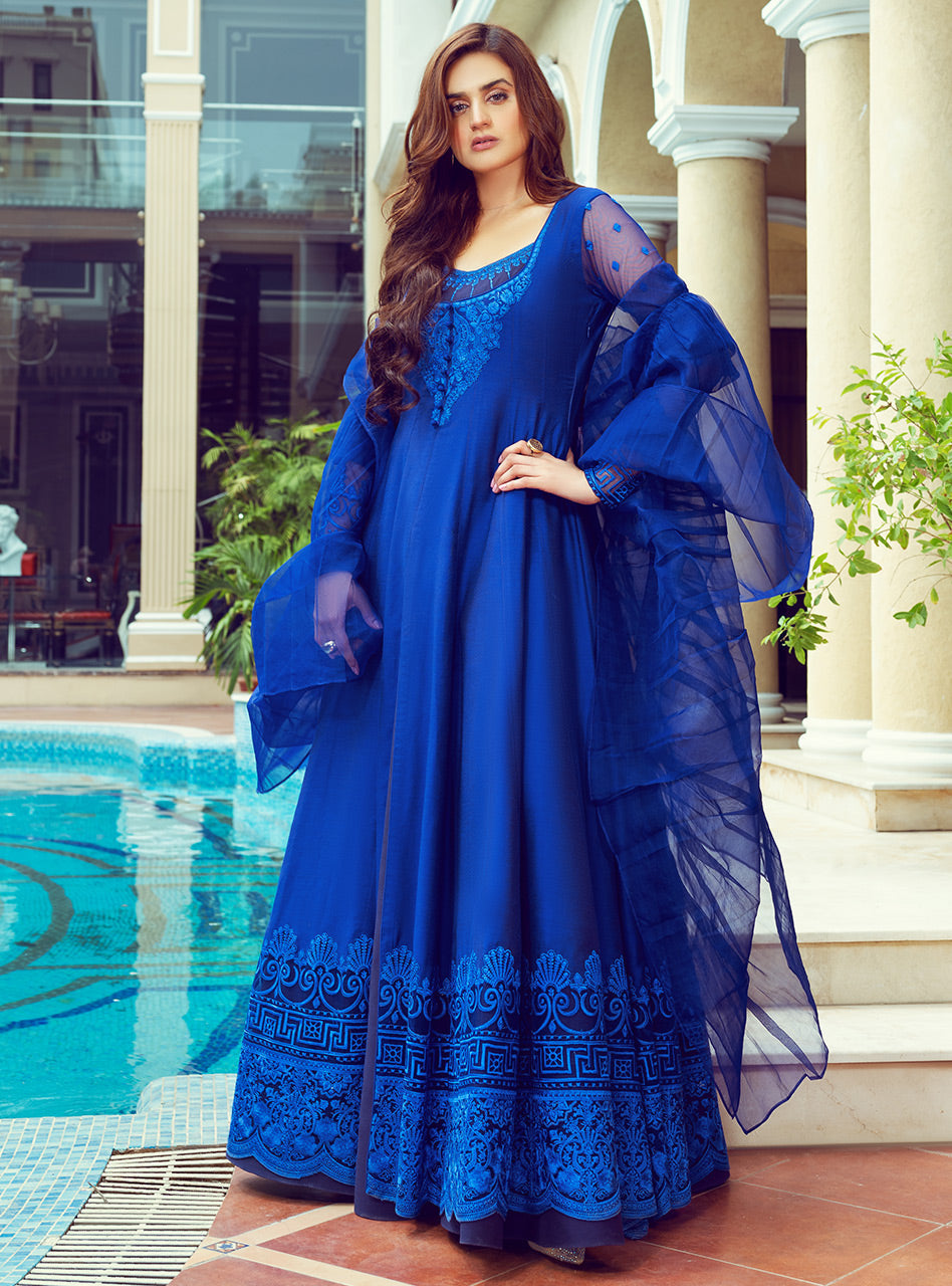 Zainab Chottani | Luxury Pret | ROYALLY AZZURE - House Of Hania