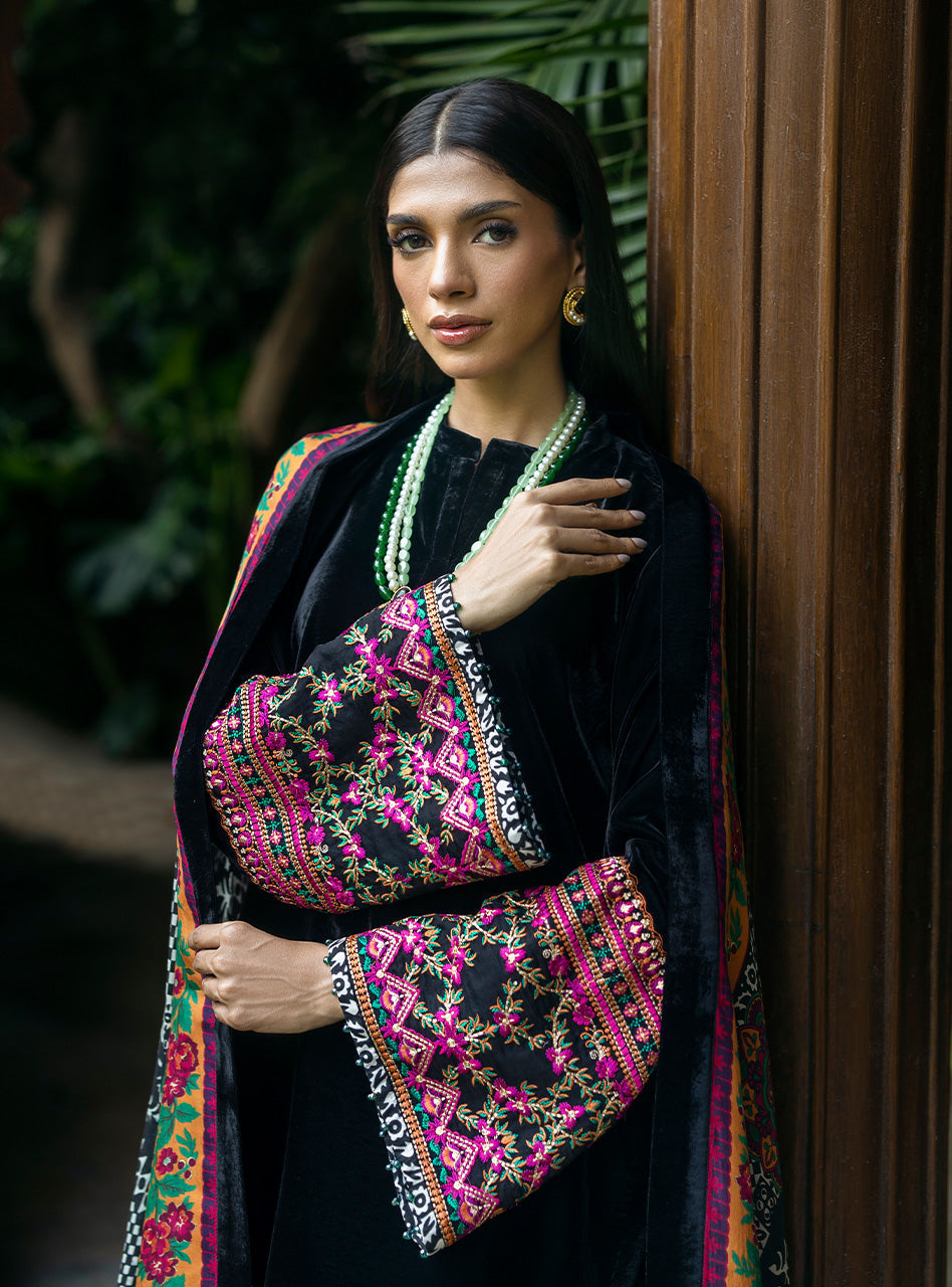 Zainab Chottani | Makhmal Luxe Pret | Ghazaleh - House Of Hania