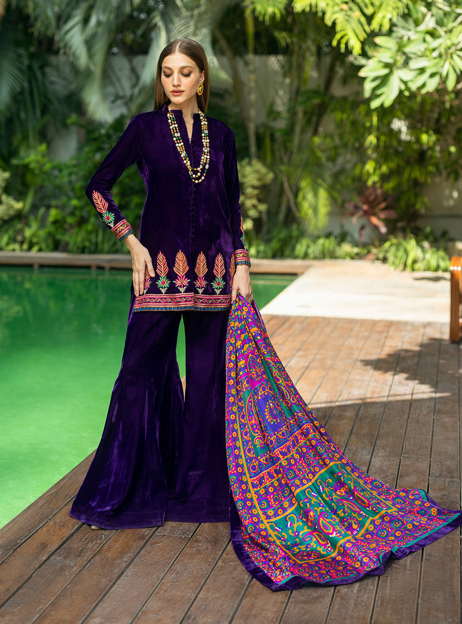 Zainab Chottani | Makhmal Luxe Pret | Habibeh - House Of Hania