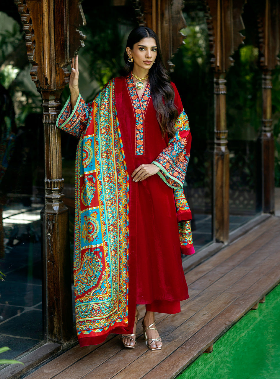 Zainab Chottani | Makhmal Luxe Pret | Shehla - House Of Hania
