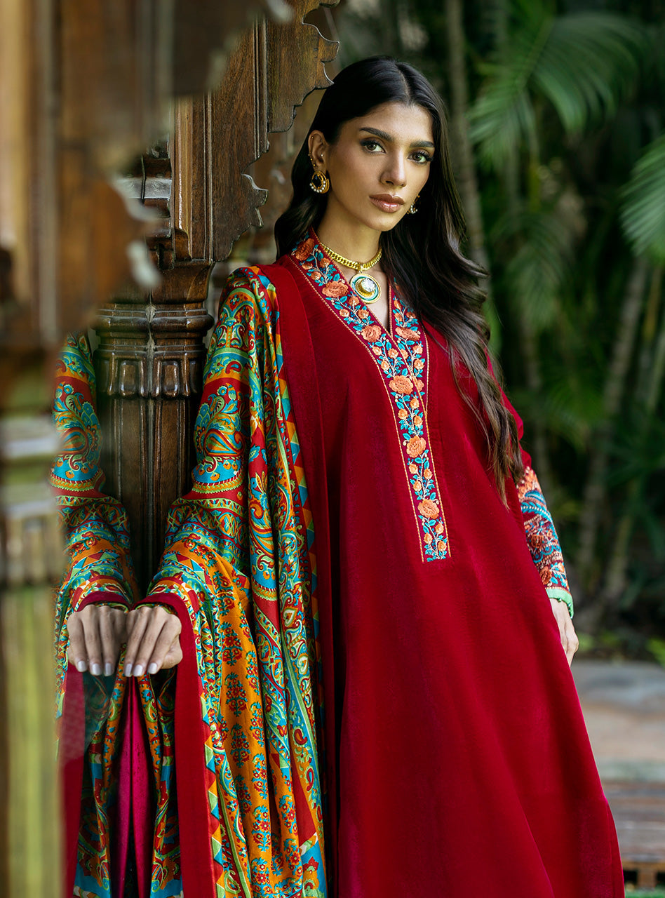 Zainab Chottani | Makhmal Luxe Pret | Shehla - House Of Hania
