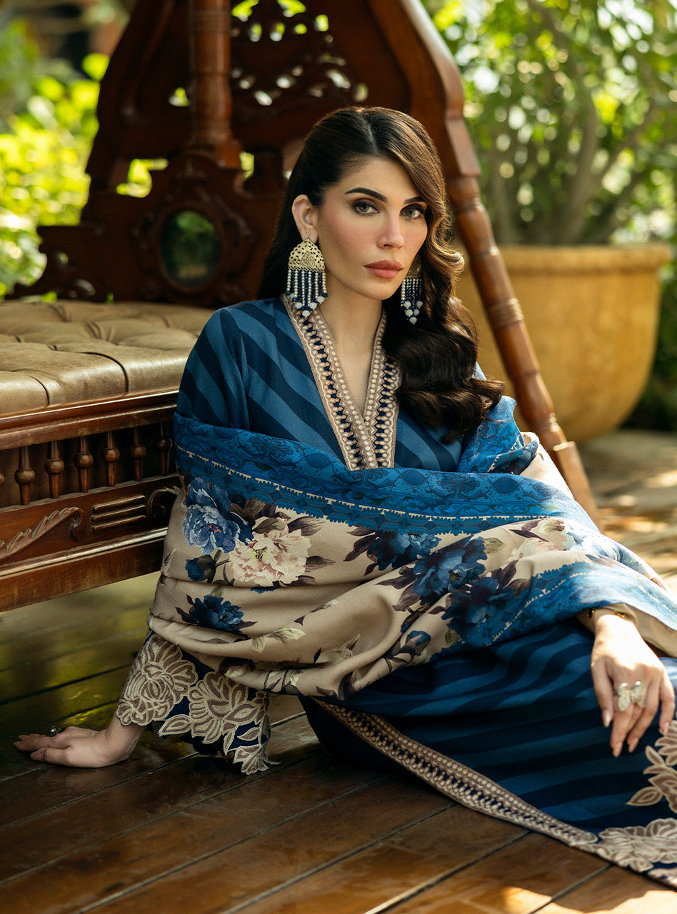 Zainab Chottani | Winter Shawls 24 |  Alayna - House Of Hania