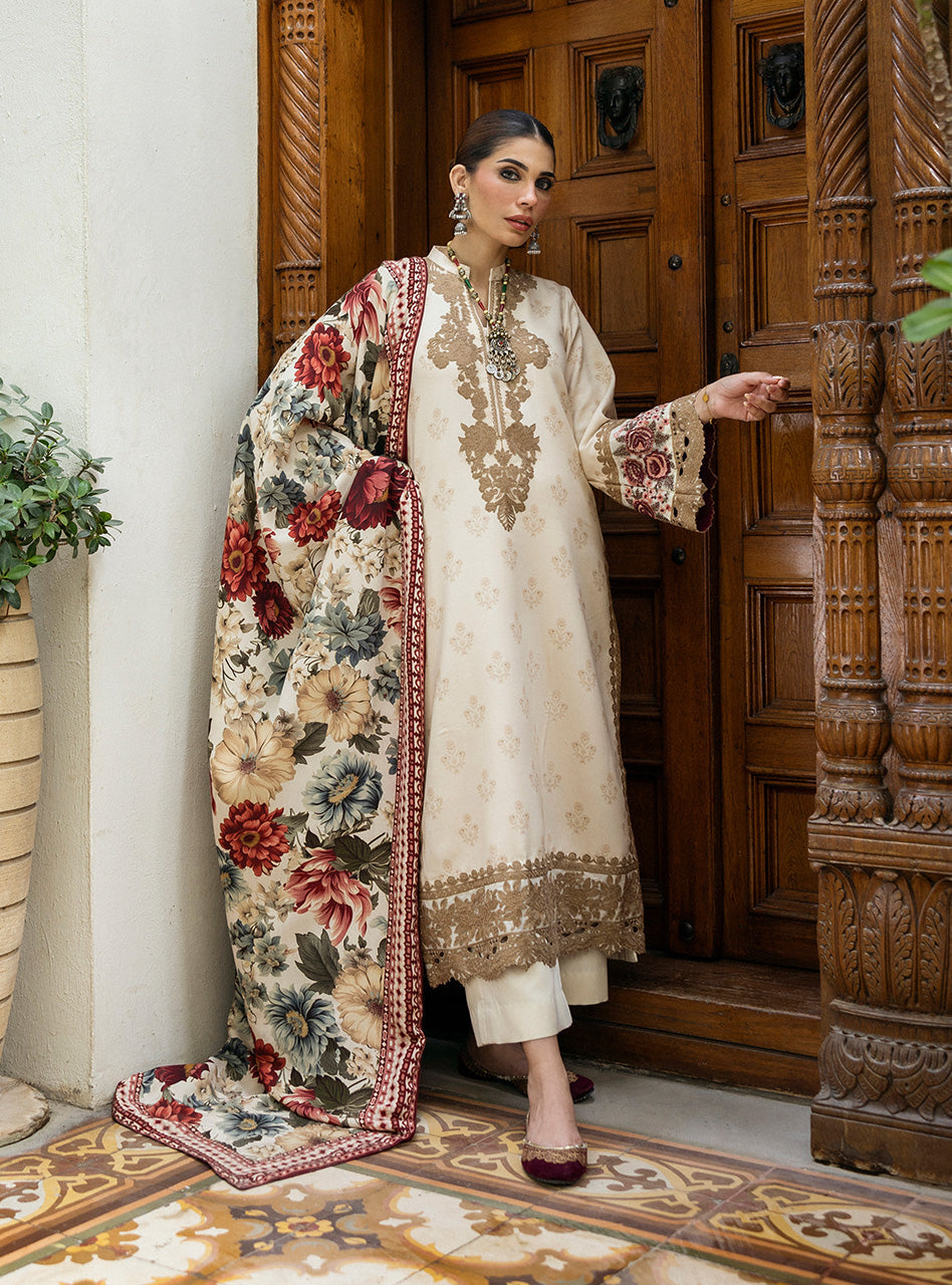 Zainab Chottani | Winter Shawls 24 |  Shyna - House Of Hania
