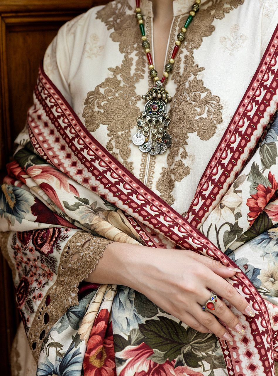 Zainab Chottani | Winter Shawls 24 |  Shyna - House Of Hania