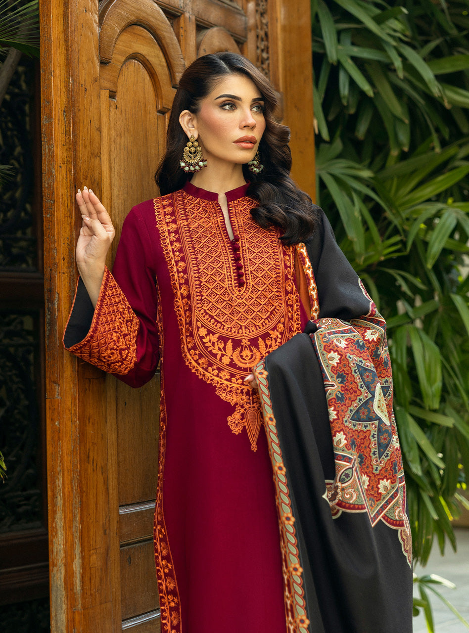 Zainab Chottani | Winter Shawls 24 |  Sila - House Of Hania