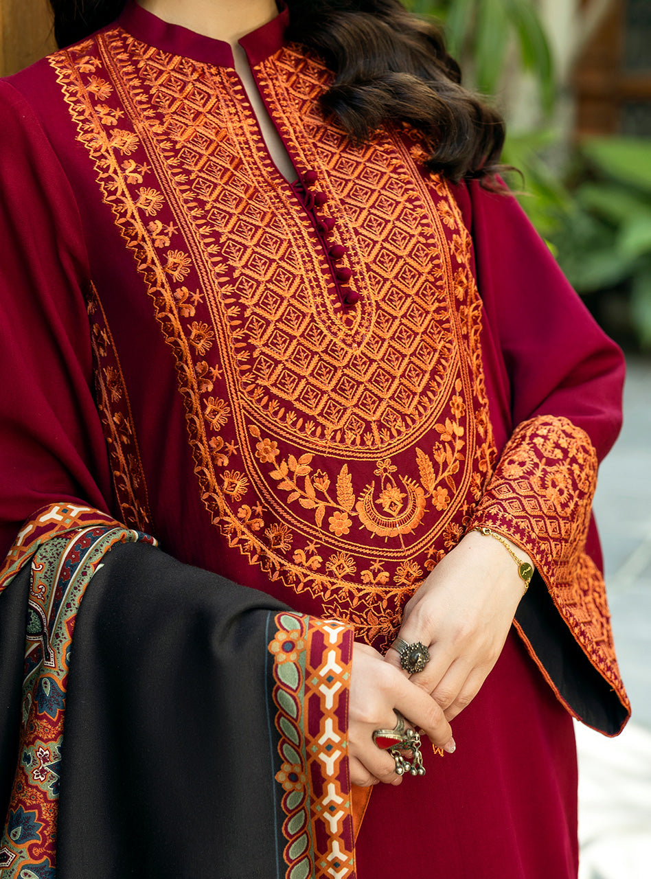 Zainab Chottani | Winter Shawls 24 |  Sila - House Of Hania