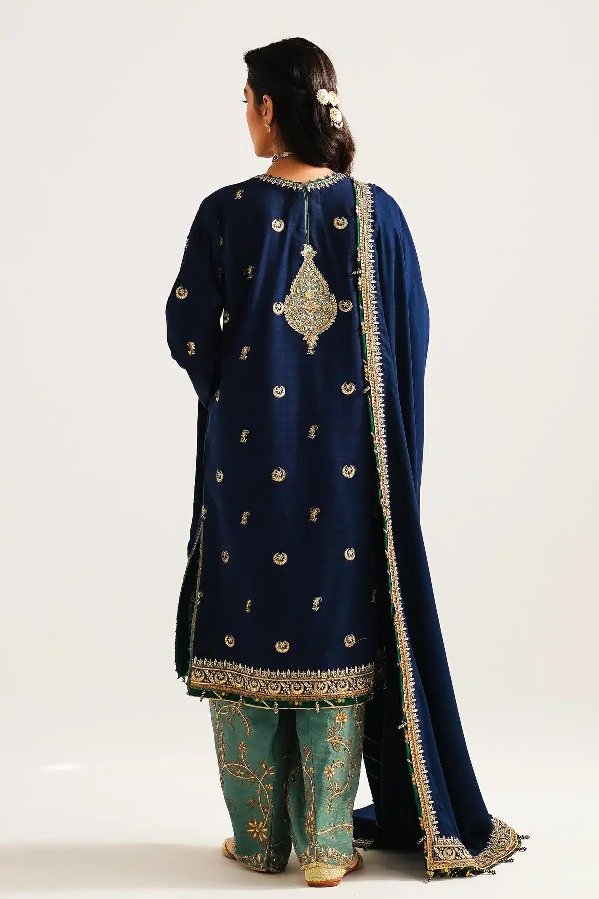 Zara ShahJahan | Winter Shawl 23 | WS23-D1 - House Of Hania